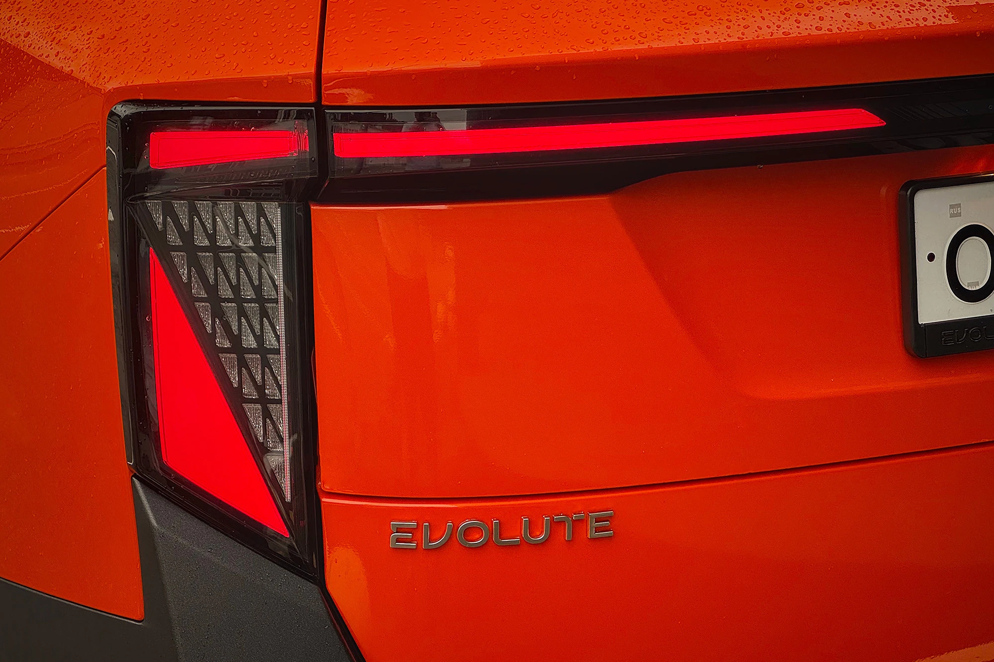 Новость EVOLUTE (Китайские координаты, российская сборка и два миллиона рублей: тест-драйв новый EVOLUTE&nbsp;i‑JOY)